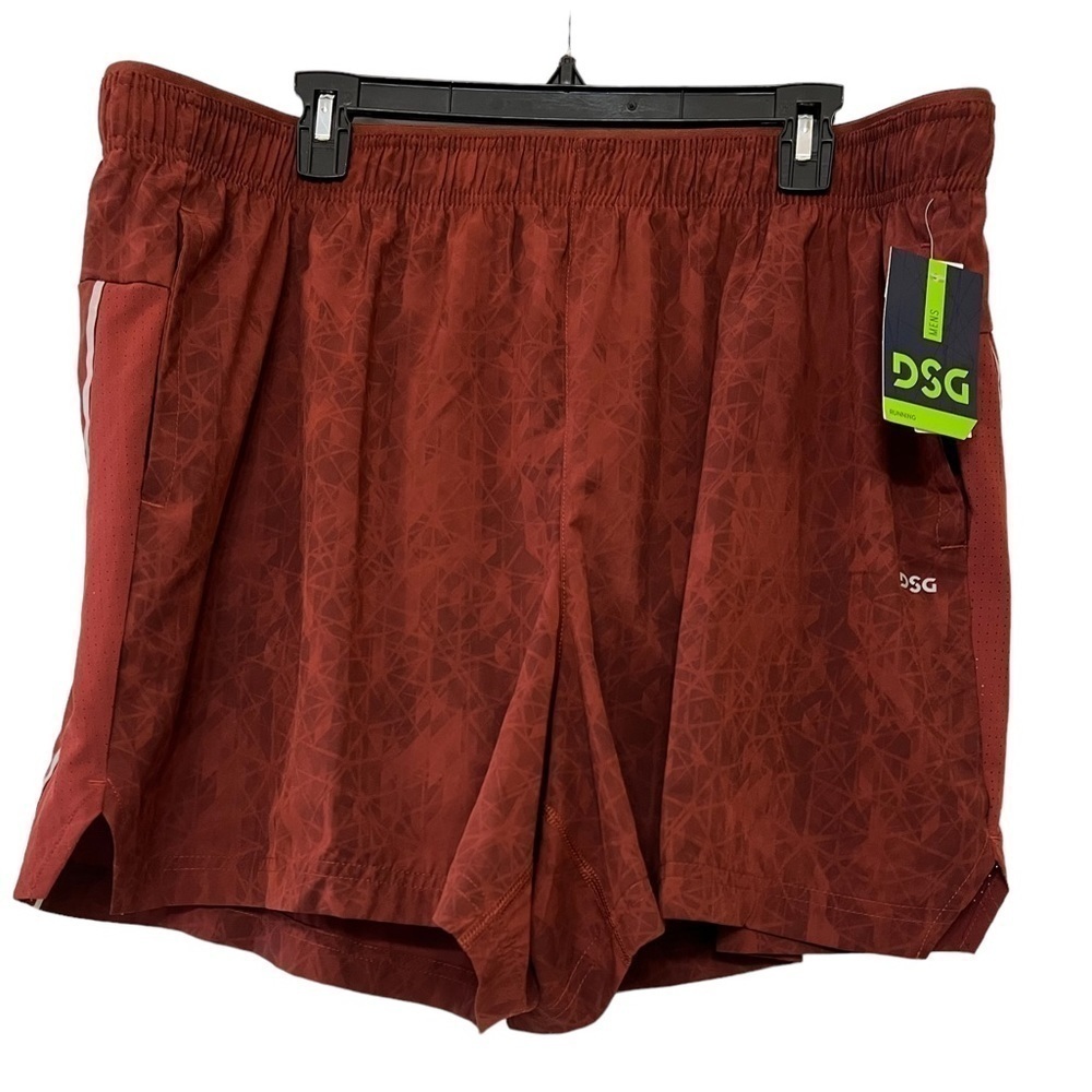 DSG stride Run shorts 2 XL